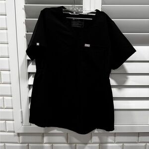 FIGS MATERNITY: Scrub Top size Large. SHIPS WITHIN 24 HR OF PURCHASE!